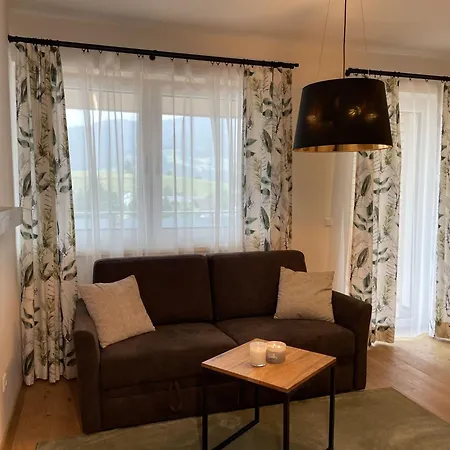 Apartman Local View - By Mynests *