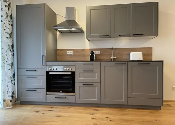 Apartman Local View - By Mynests *